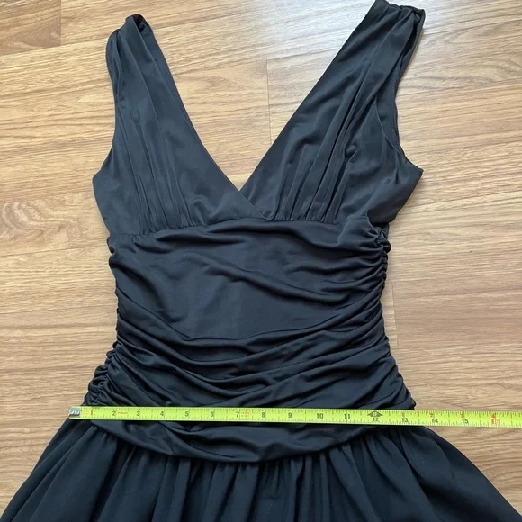 Max and Cleo Black A-Line Midi Dress Size 4 EUC - Picture 12 of 15